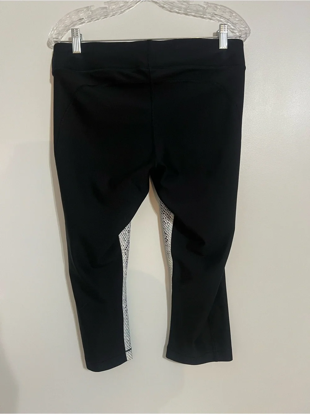 Under Armour Black and White Patterned Capri Leggings